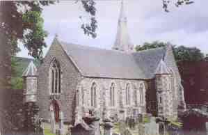 Strathdon Church and graveyard (6K)